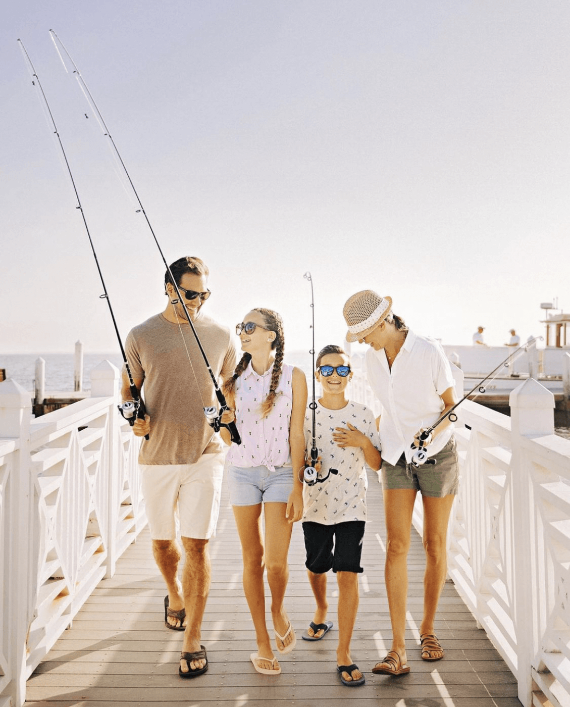 KL_Lifestyle_family fishing (1)